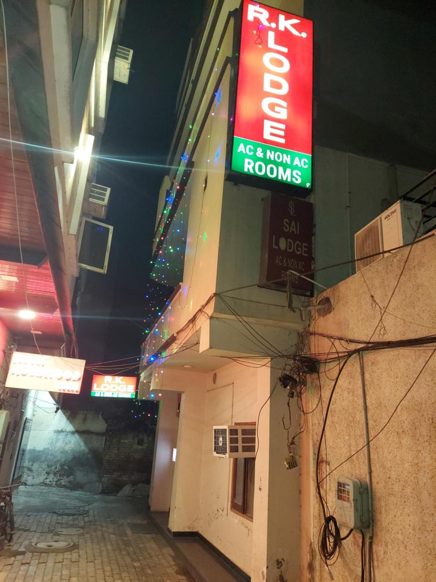Rk Lodge Amritsar Exterior photo